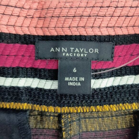 Ann Taylor Factory Shorts Wmn's Sz 6 Multicolor Striped 5" Inseam Woven Pockets - Picture 2 of 16